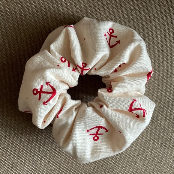 New natural Fabric Scrunchie - Picture 1 of 3